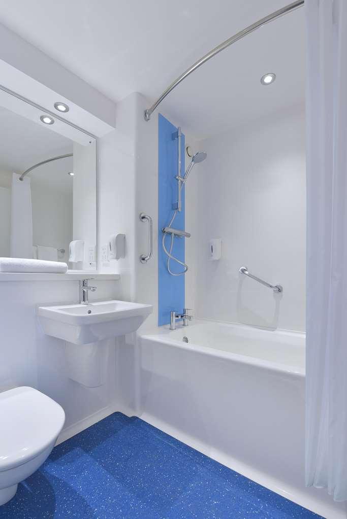 Travelodge London Hackney Szoba fotó